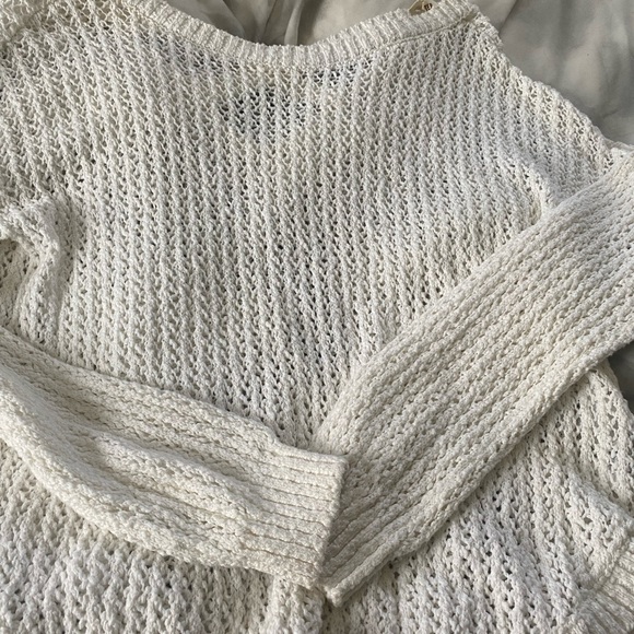 Hollister Sweater - Picture 2 of 3